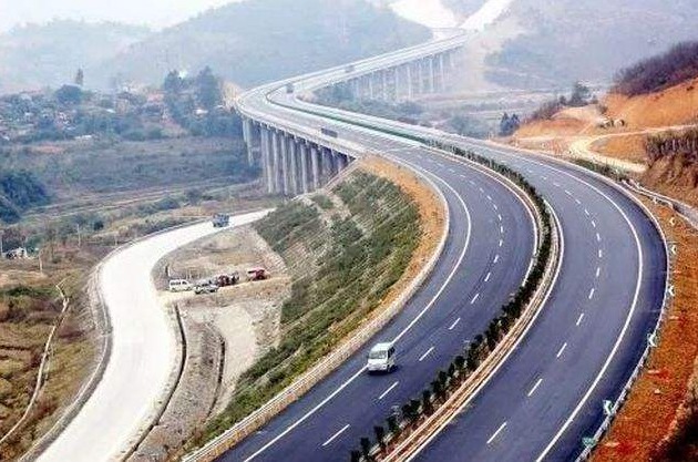 云南云嶺高速公路建設集團第十一工程有限公司